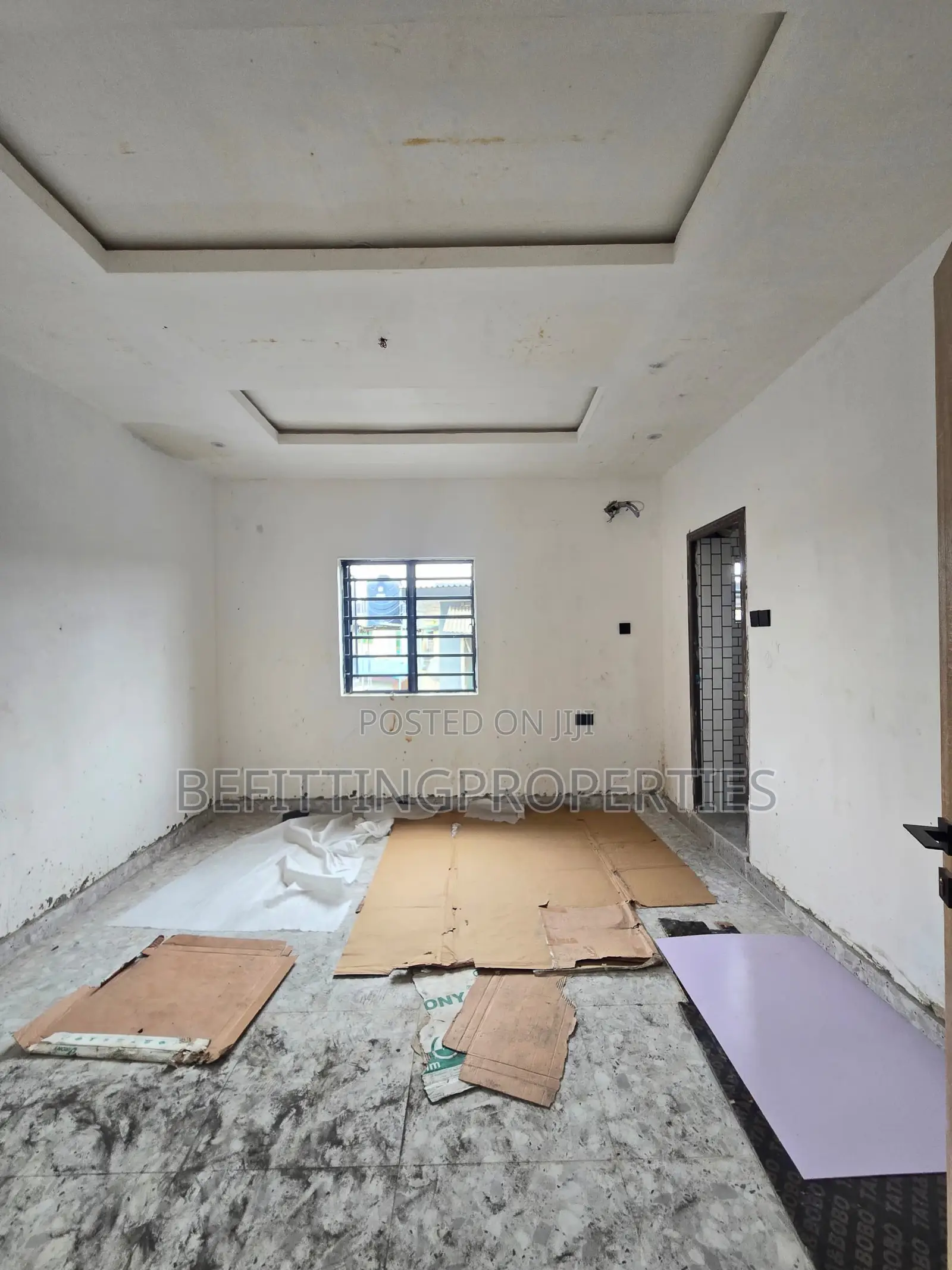 3bdrm Duplex in Ilupeju for sale
