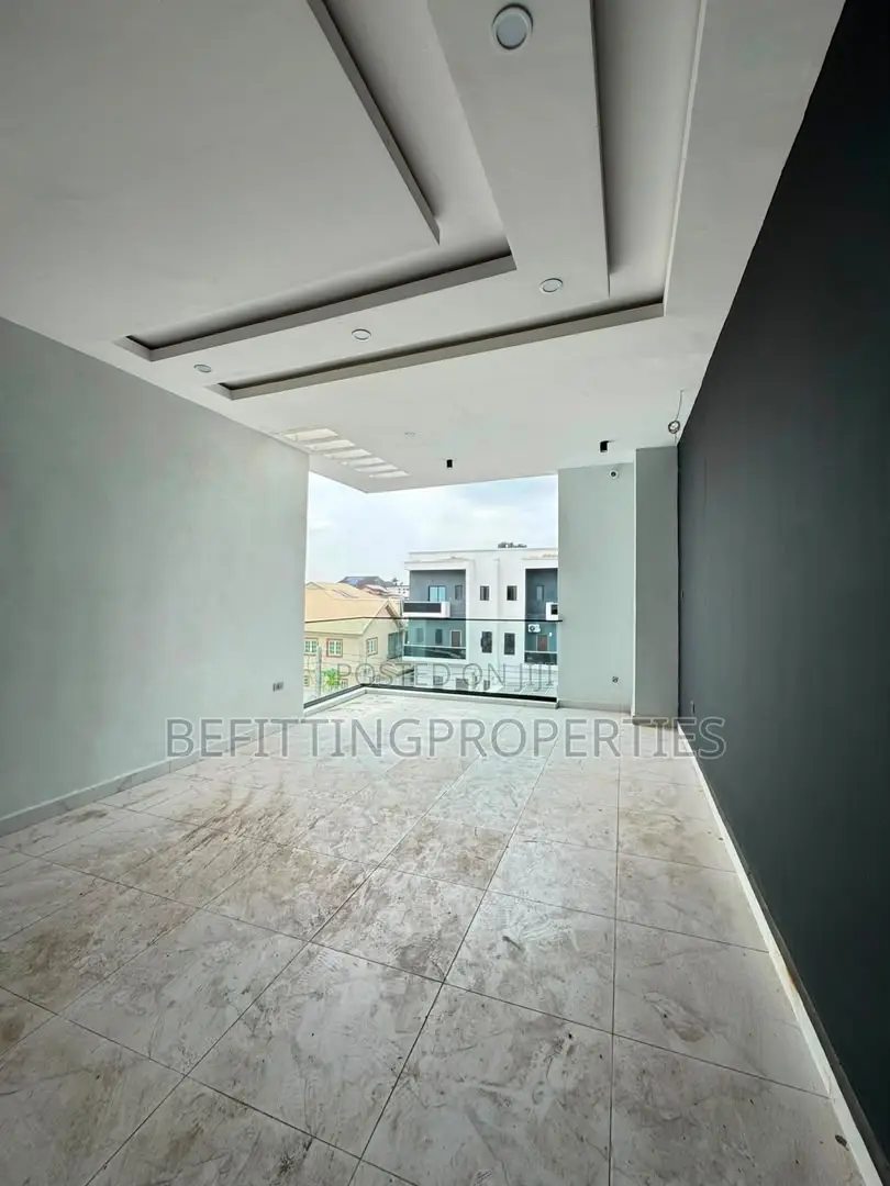 4bdrm Duplex in Ogudu for sale
