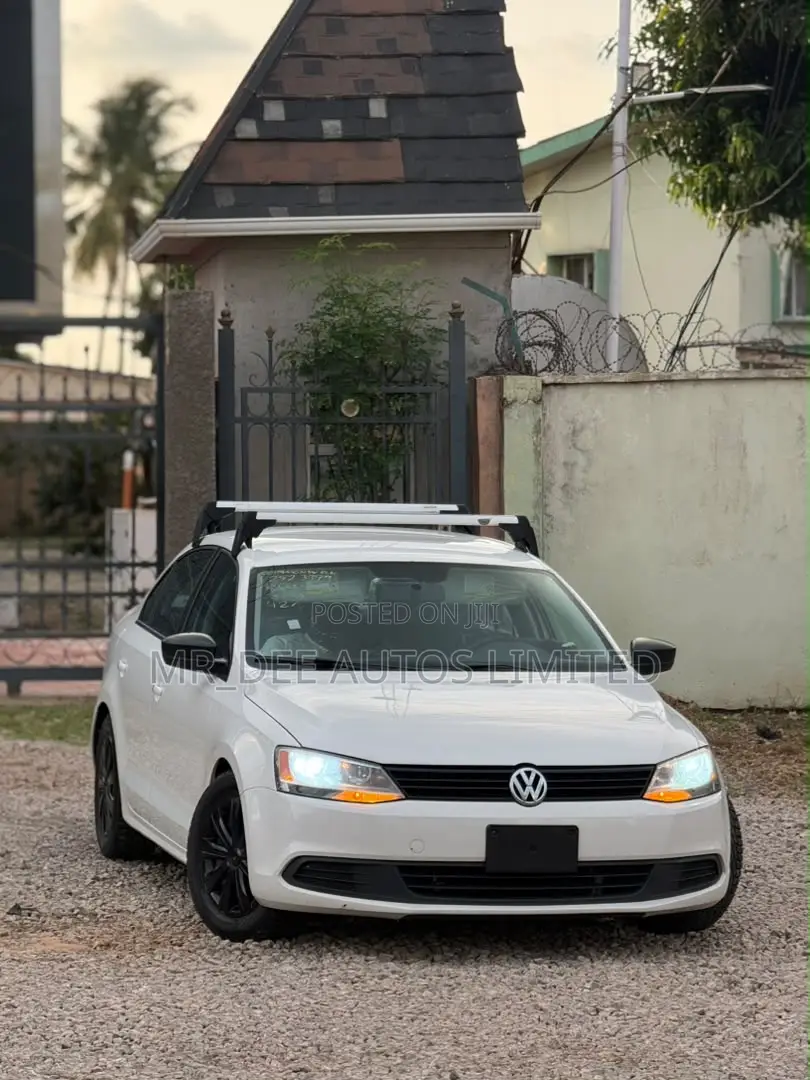 Volkswagen Jetta 2013 White