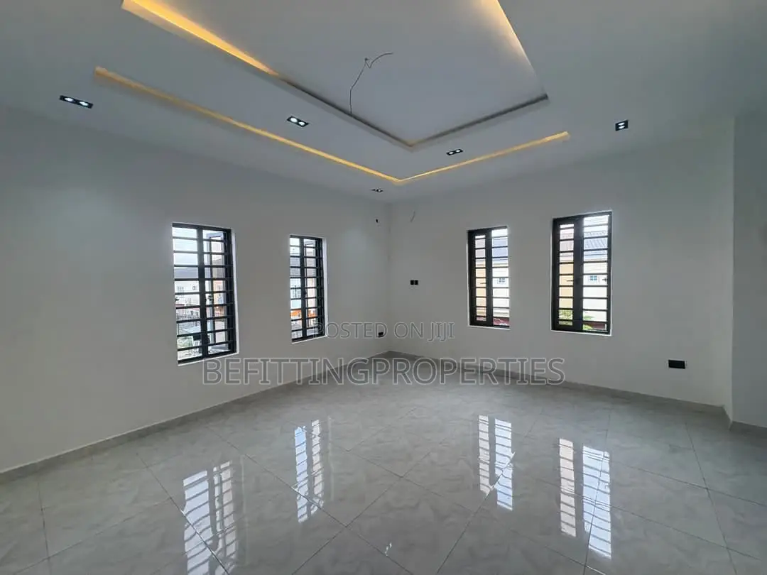 4bdrm Duplex in Ajah for sale