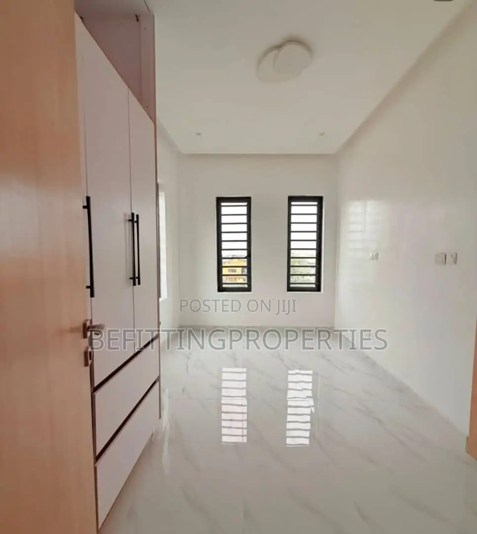 4bdrm Duplex in Ojodu for sale