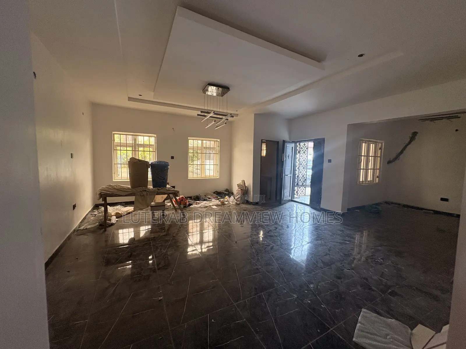 3bdrm Block of Flats in Wuye Main for rent