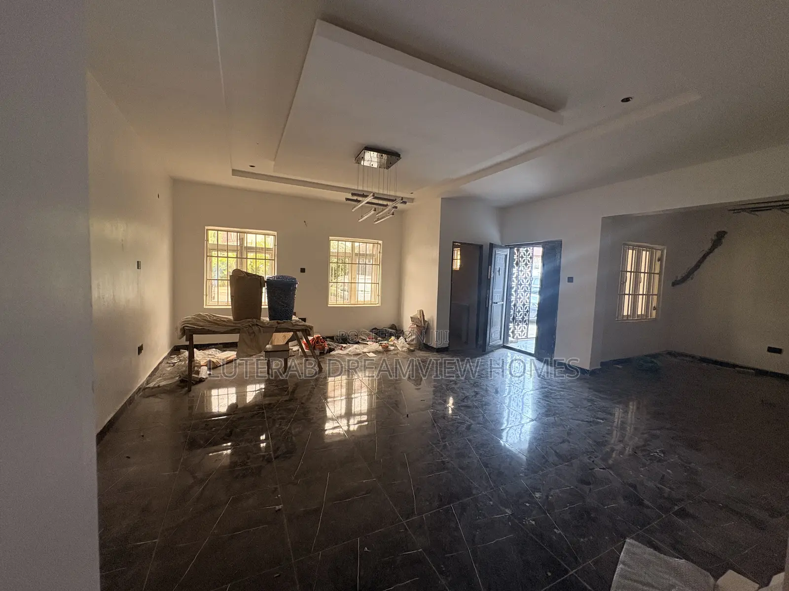 3bdrm Block of Flats in Wuye Main for rent