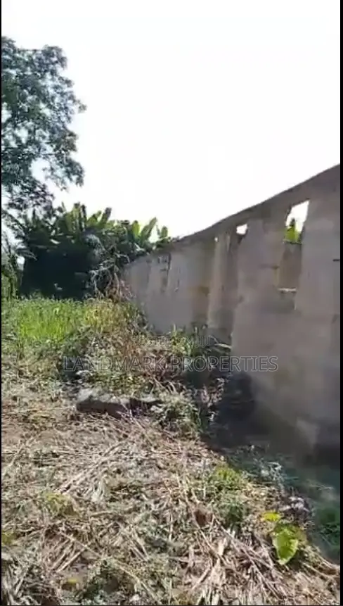 6bdrm Bungalow in Aba North for sale