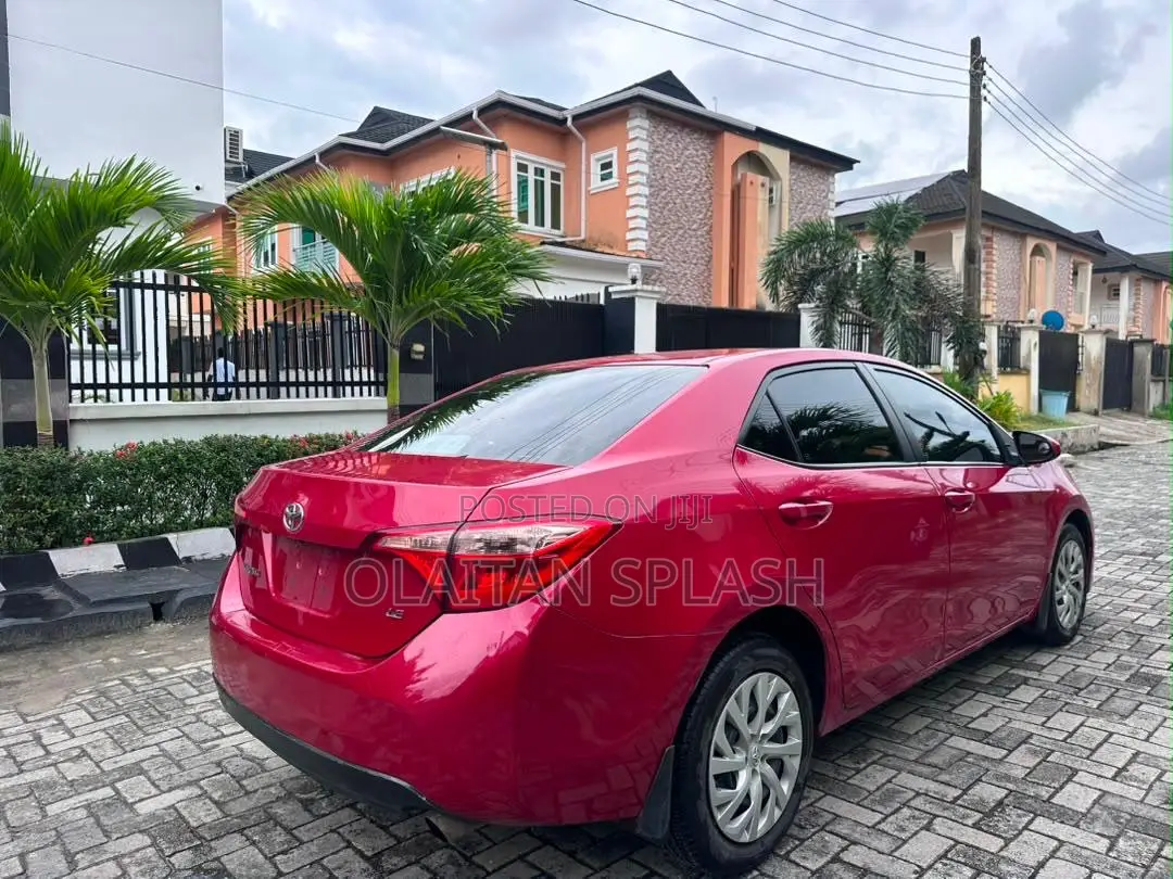Toyota Corolla 2017 Red