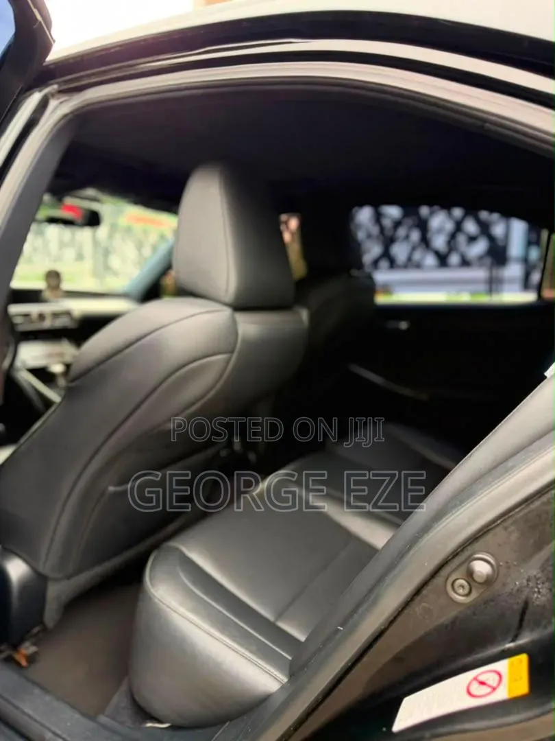 Lexus IS 2015 Black