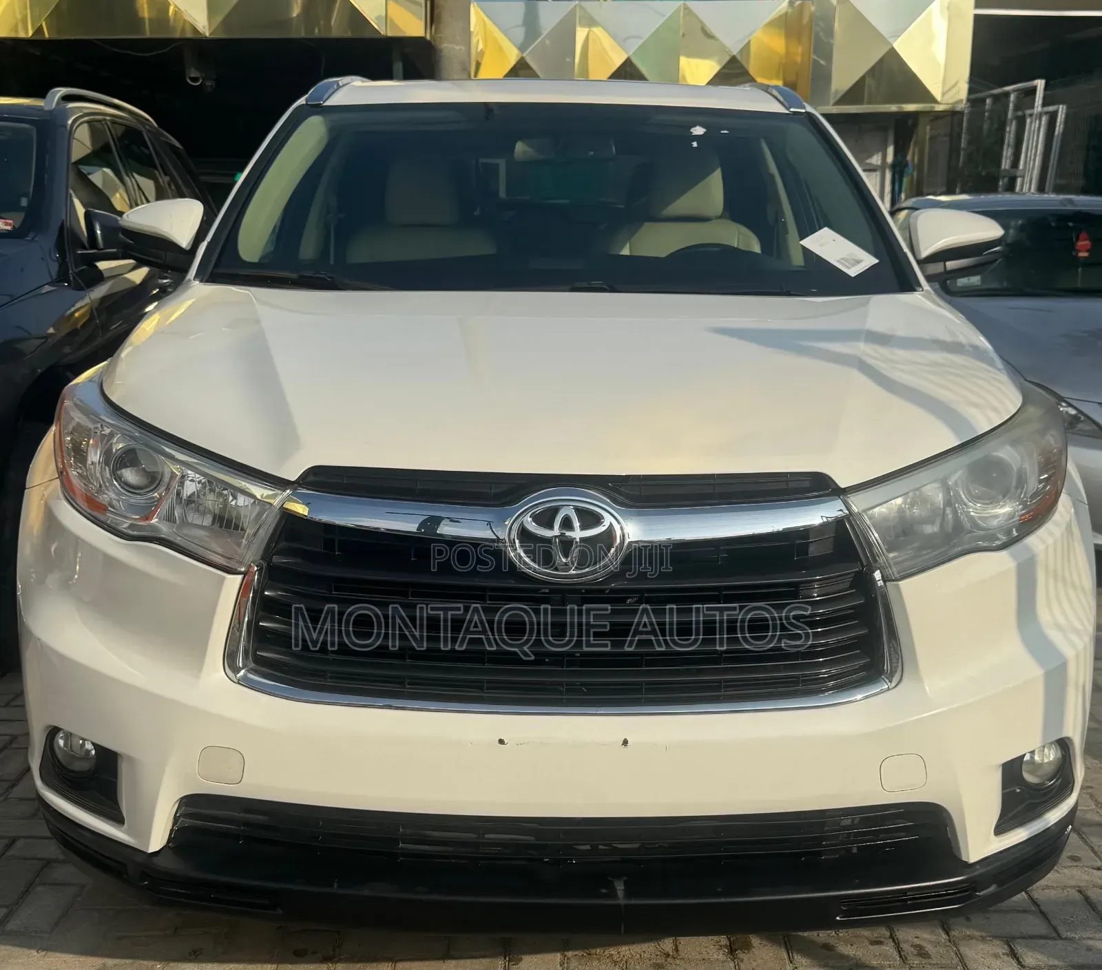 Toyota Highlander Limited 4dr SUV AWD (3.5L 6cyl 6A) 2015 White