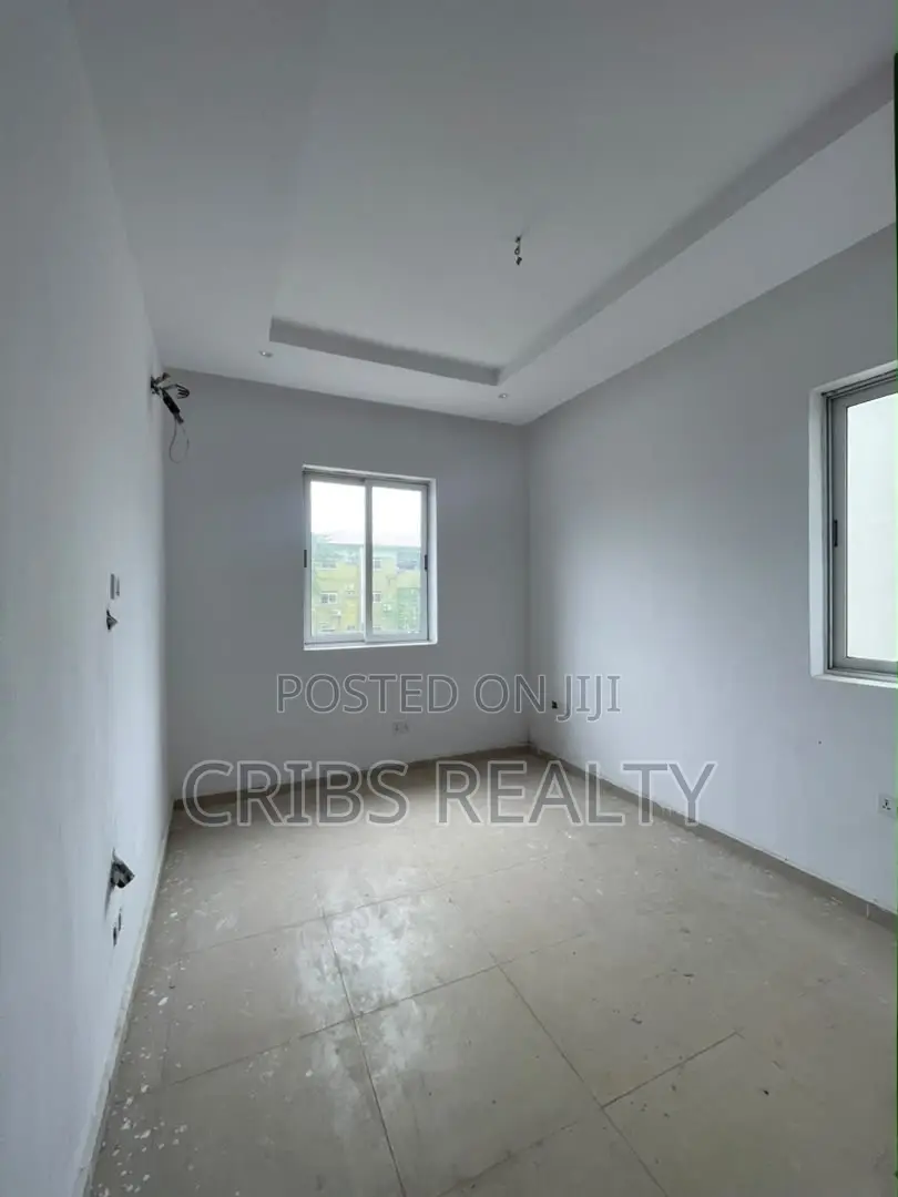 2bdrm Apartment in Ikate for sale