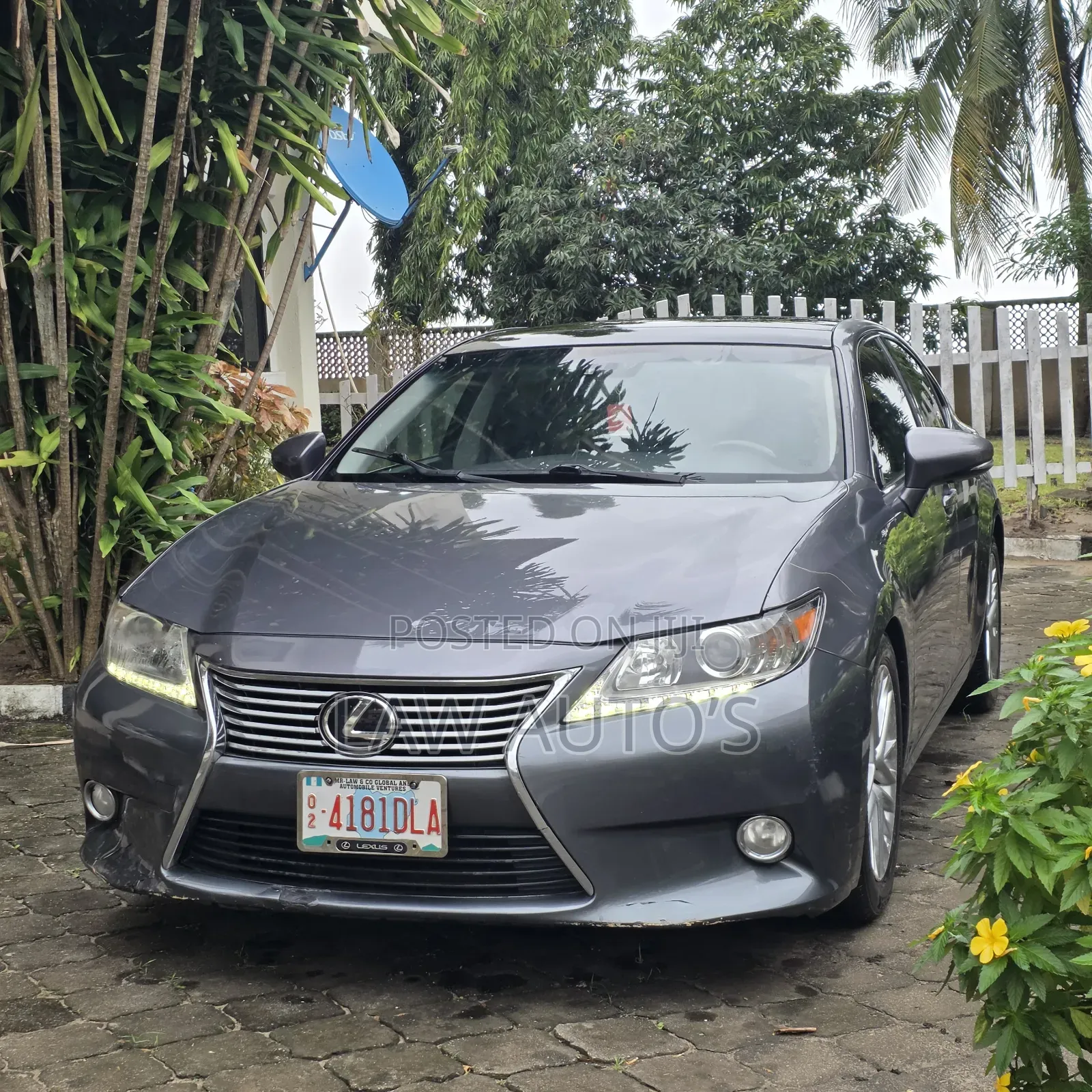 Lexus ES 2014 Gray