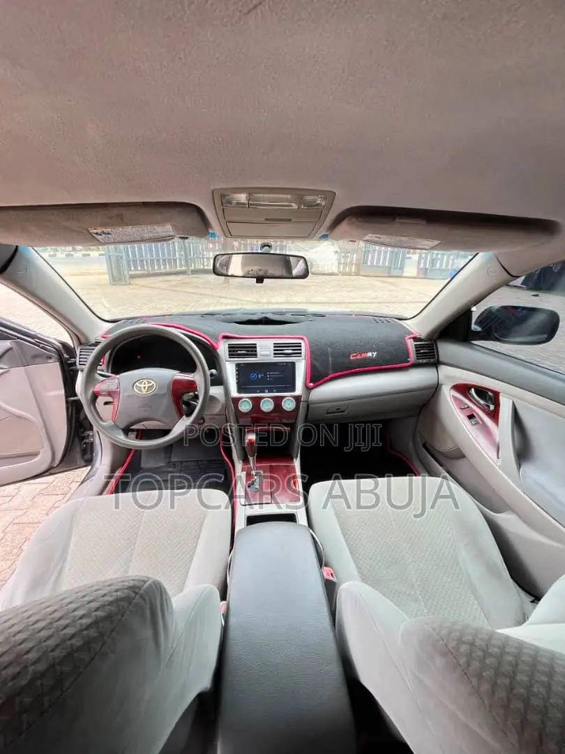 Toyota Camry 2009 Gray