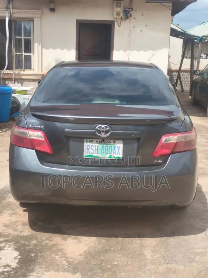 Toyota Camry 2009 Gray