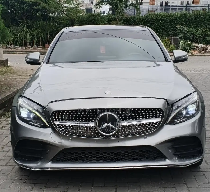 Mercedes-Benz C400 2016 Gray