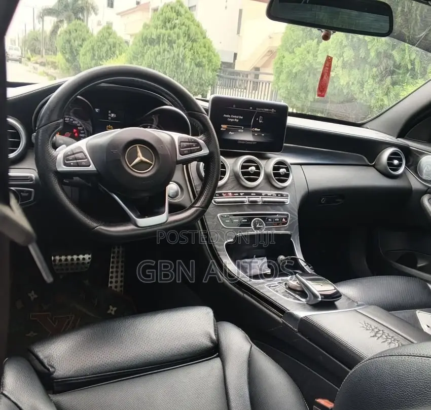Mercedes-Benz C400 2016 Gray