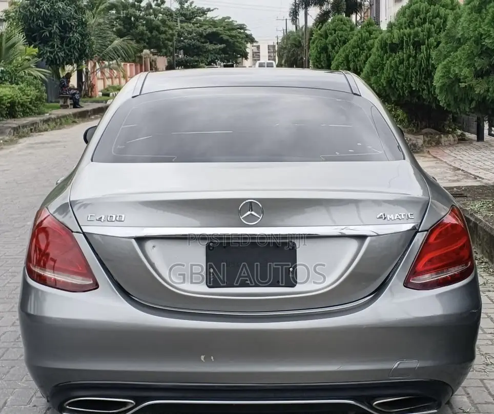 Mercedes-Benz C400 2016 Gray