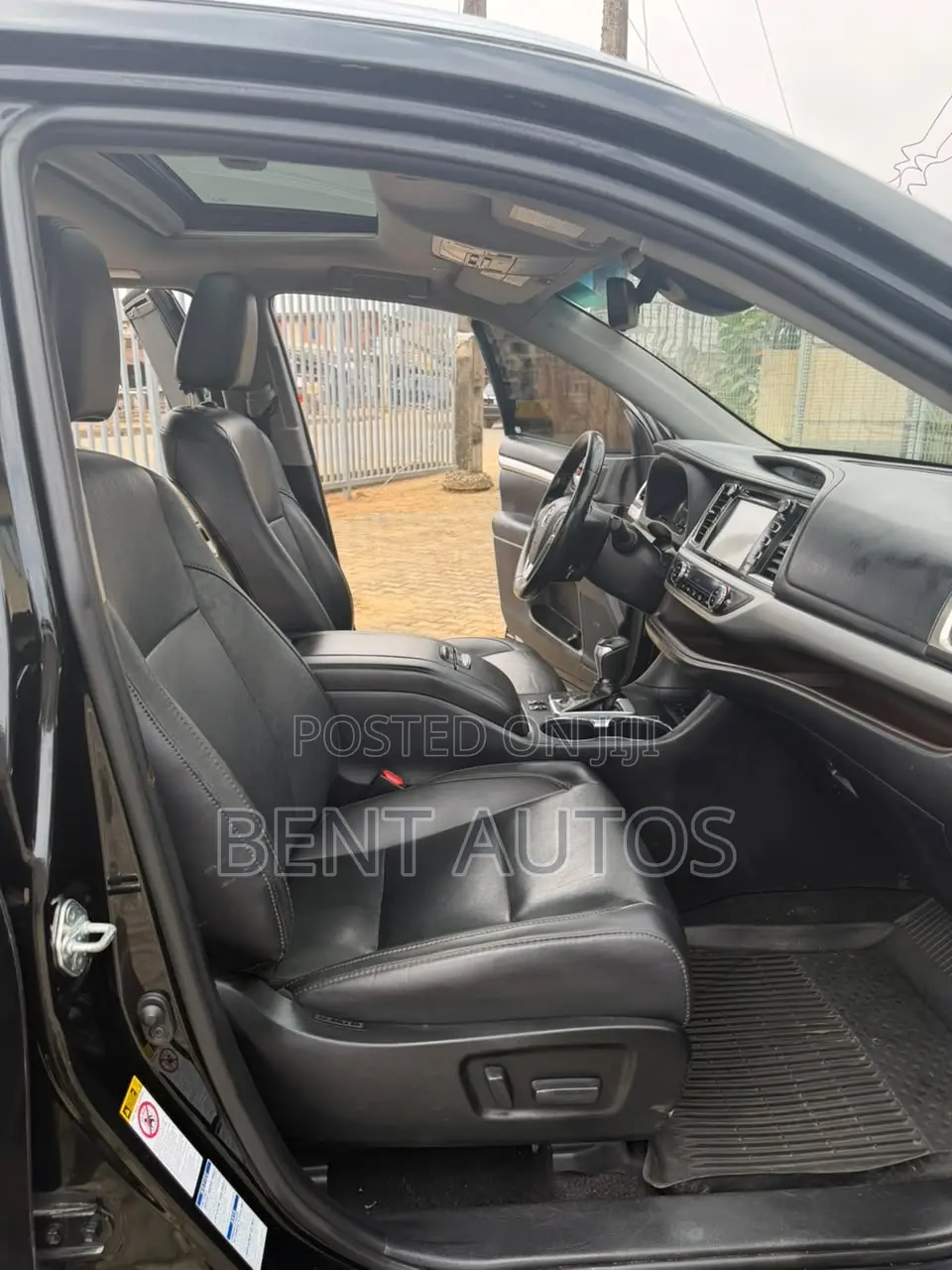 Toyota Highlander XLE 2019 Black