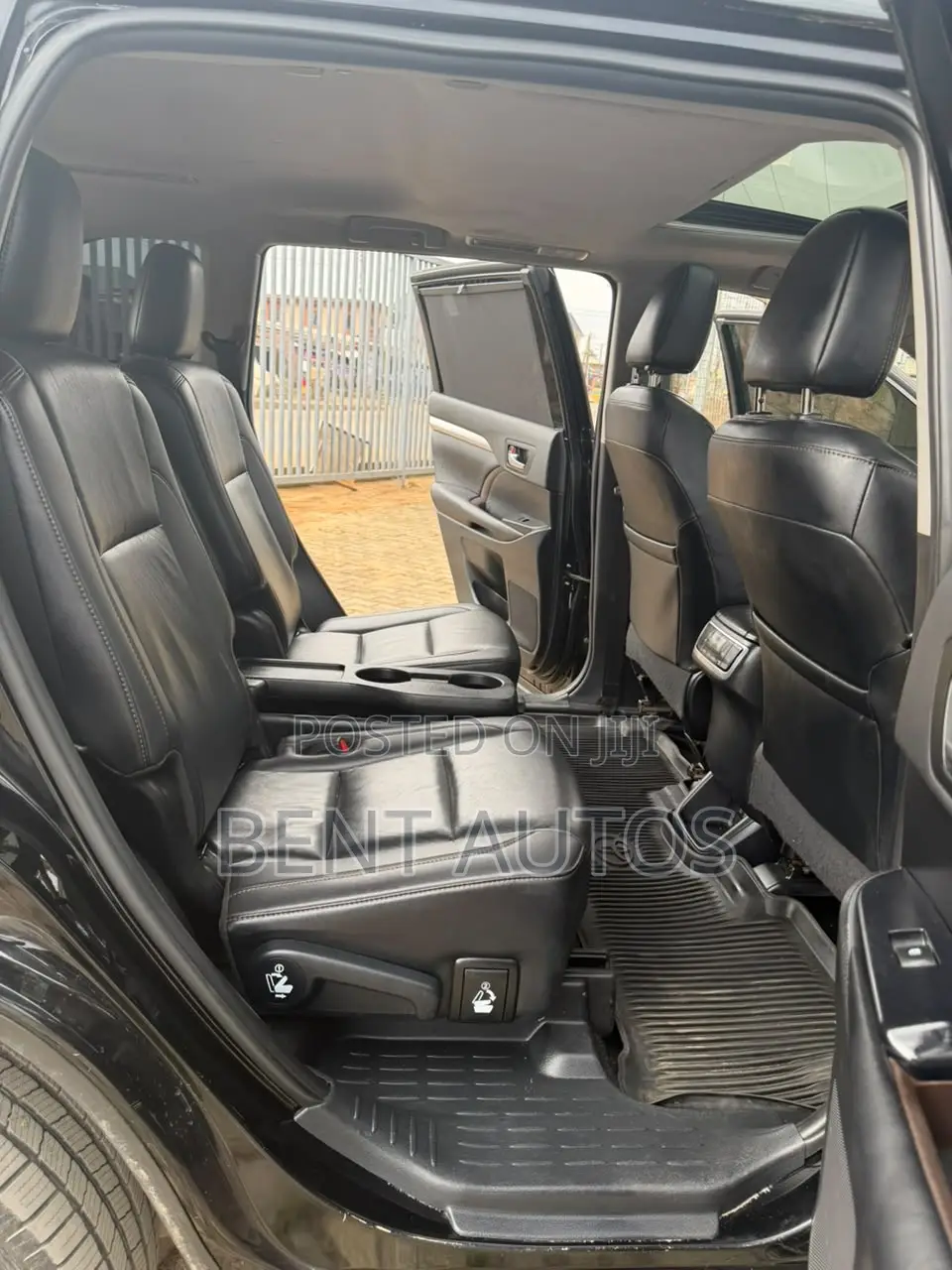 Toyota Highlander XLE 2019 Black