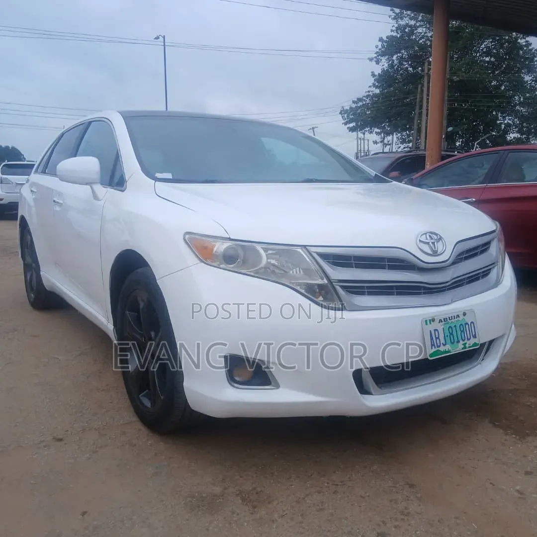 Toyota Venza V6 AWD 2010 White
