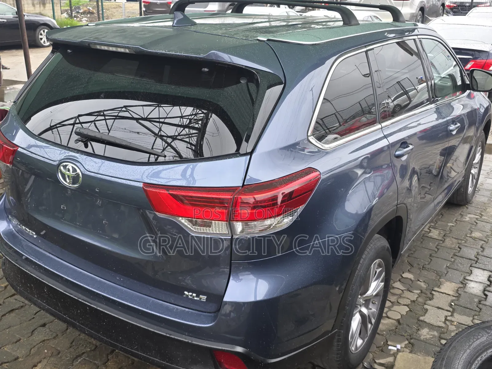 Toyota Highlander XLE V6 4x2 (3.5L 6cyl 6A) 2016 Blue