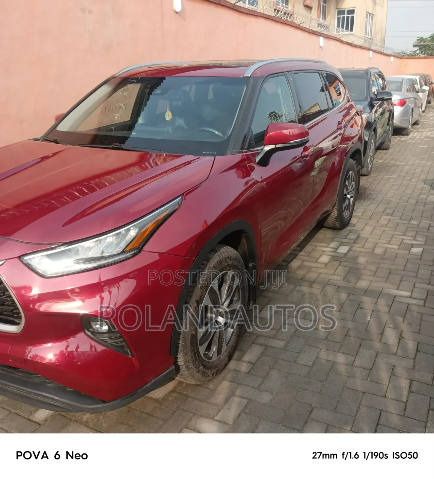 Toyota Highlander XLE 2022 Red
