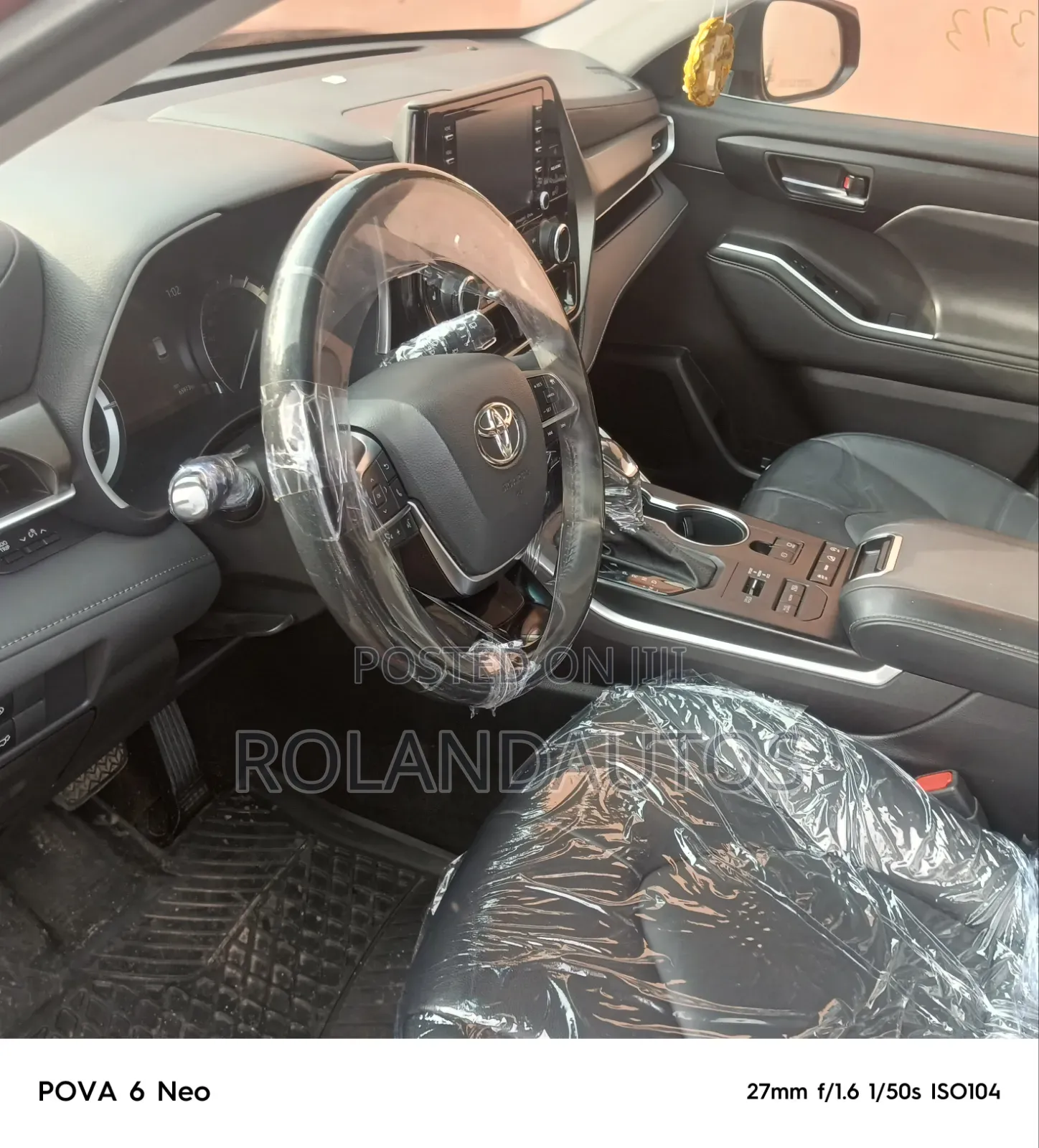 Toyota Highlander XLE 2022 Red