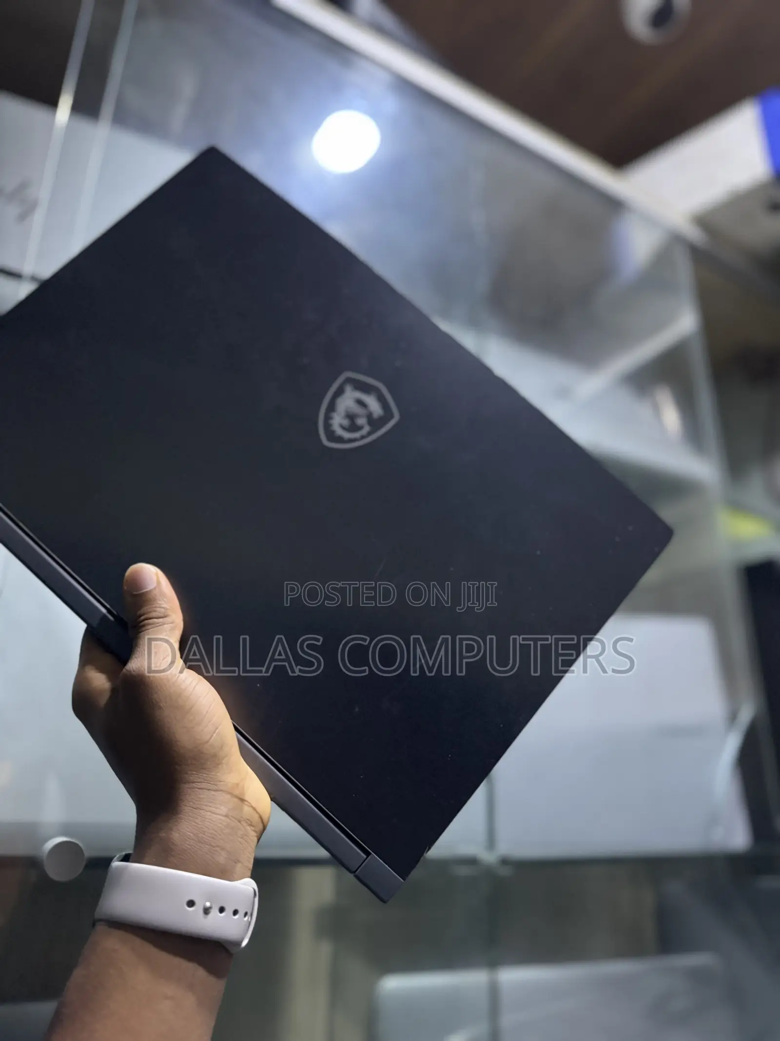Laptop MSI 16GB Intel Core i5 SSD 512GB