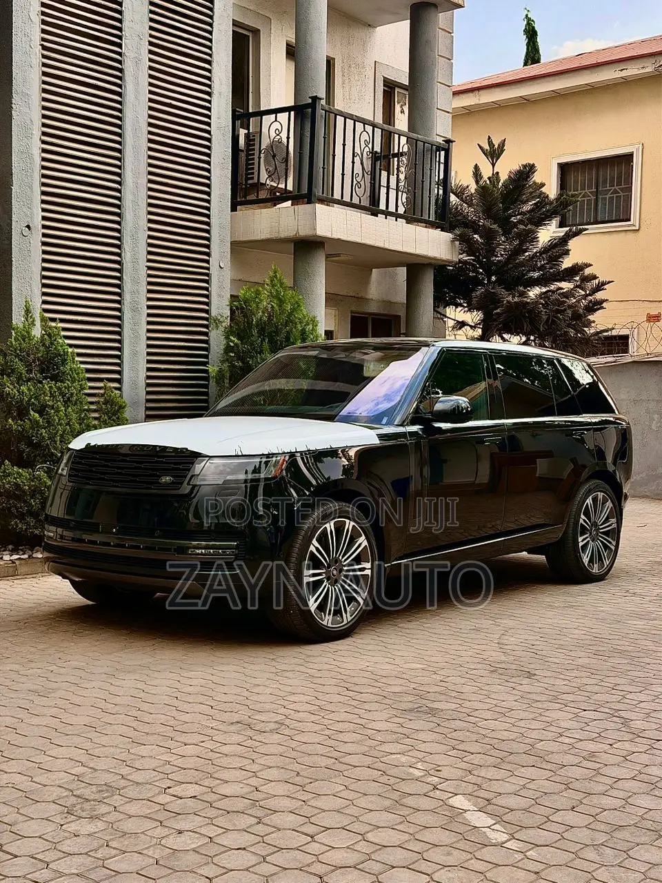 Land Rover Range Rover Autobiography LWB 7 Seat 2023 Black