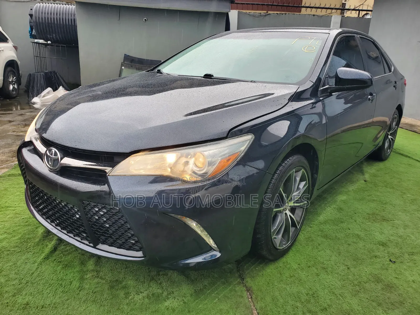 Toyota Camry XSE 4dr Sedan (2.5l 4cyl 6A) 2016 Gray