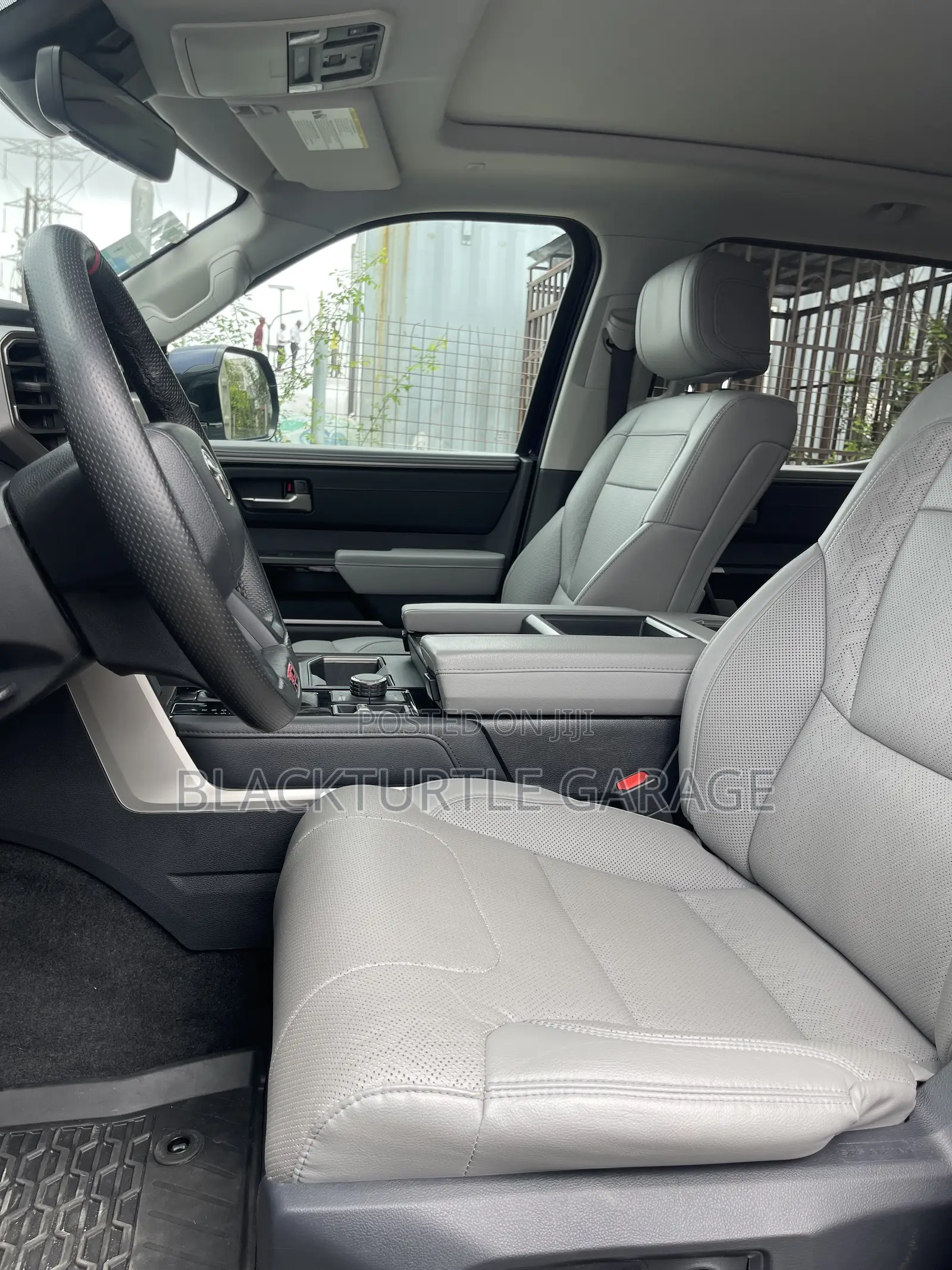 Toyota Tundra 2024 Blue