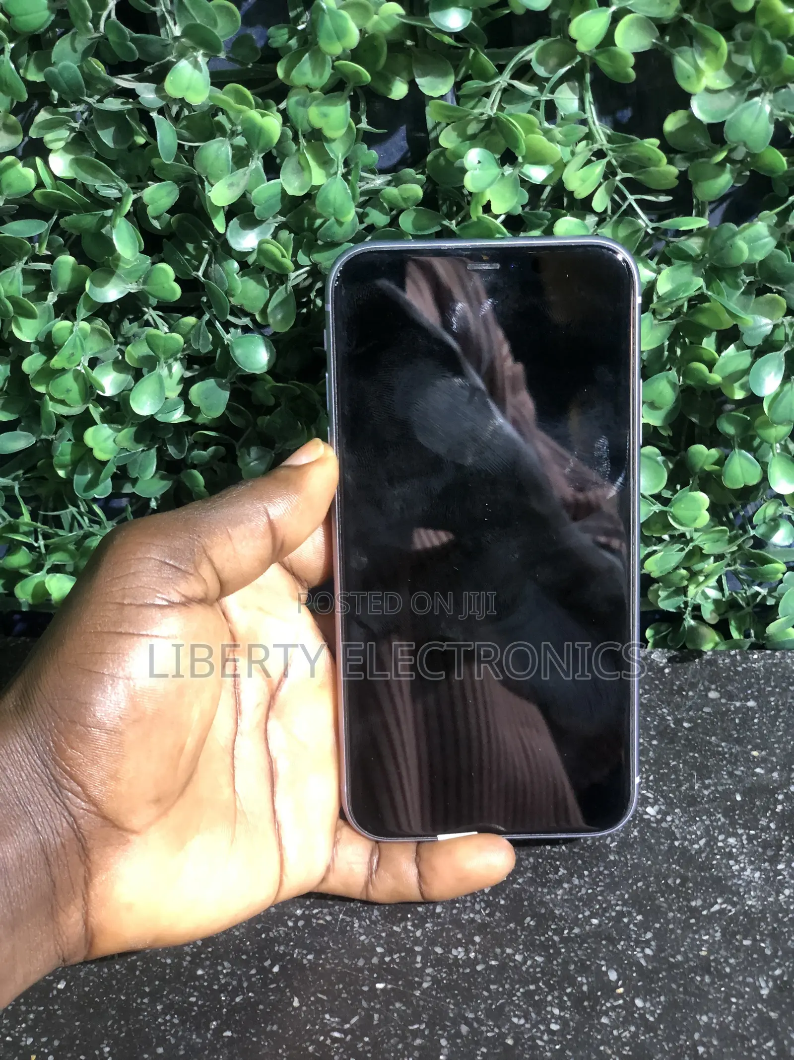 Apple iPhone 11 64 GB Purple