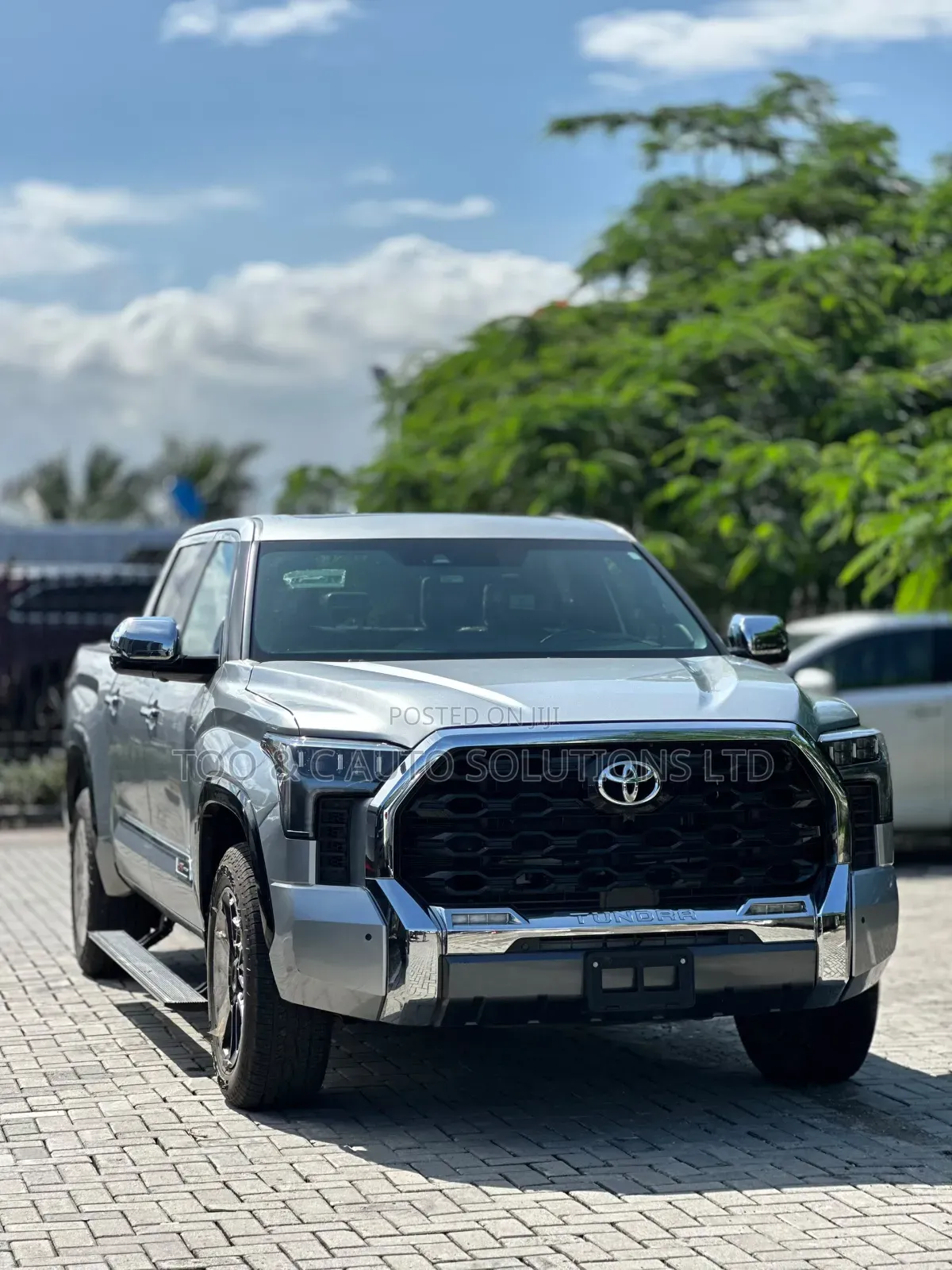 Toyota Tundra 2025 Silver
