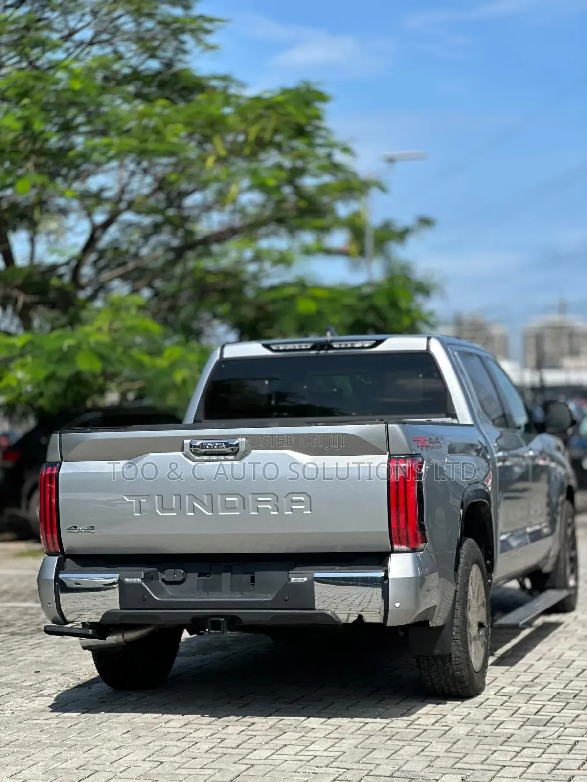 Toyota Tundra 2025 Silver