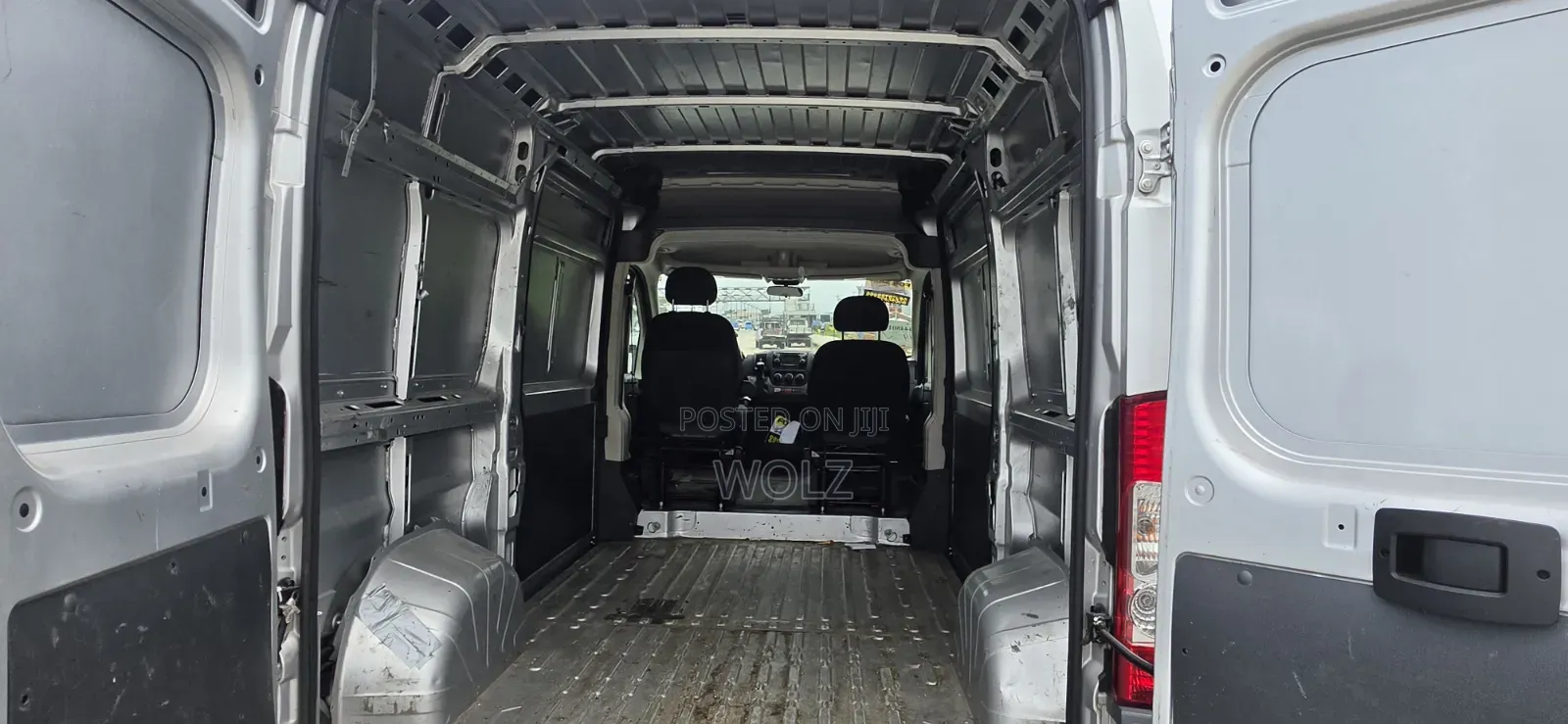 Dodge RAM Van 2003 Silver