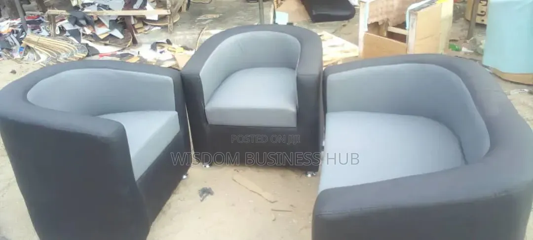 4 Seaters Bucket Chair