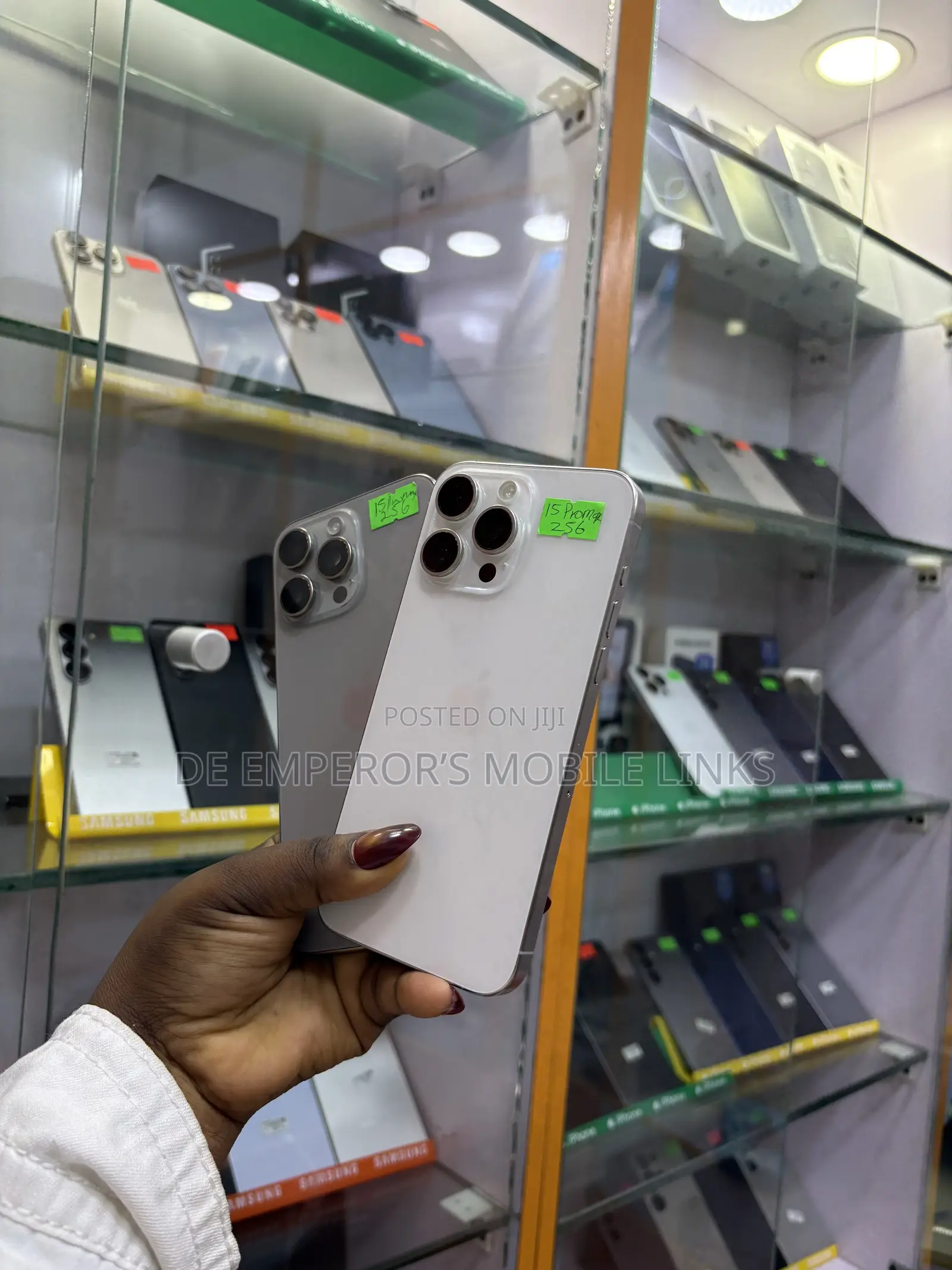 Apple iPhone 15 Pro Max 256 GB