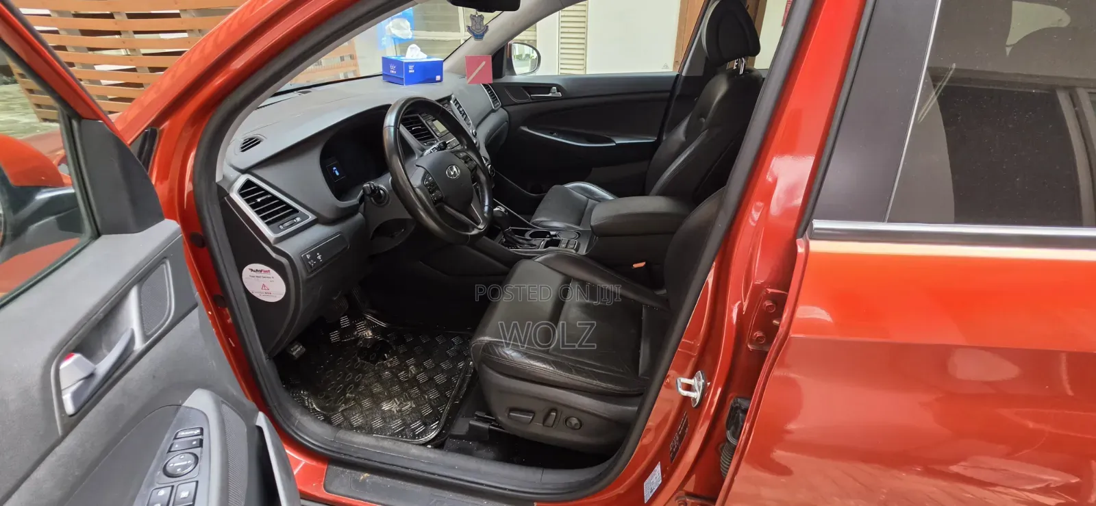 Hyundai Tucson 2017 Orange