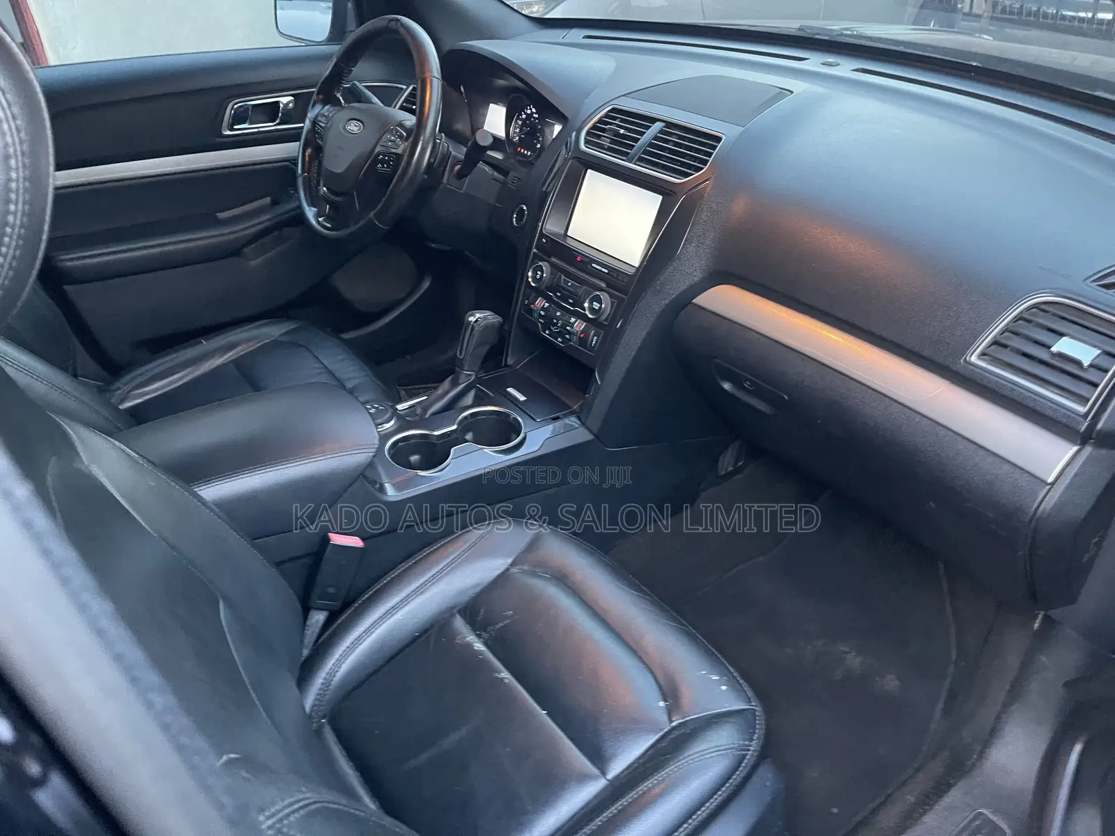 Ford Explorer 2016 Black