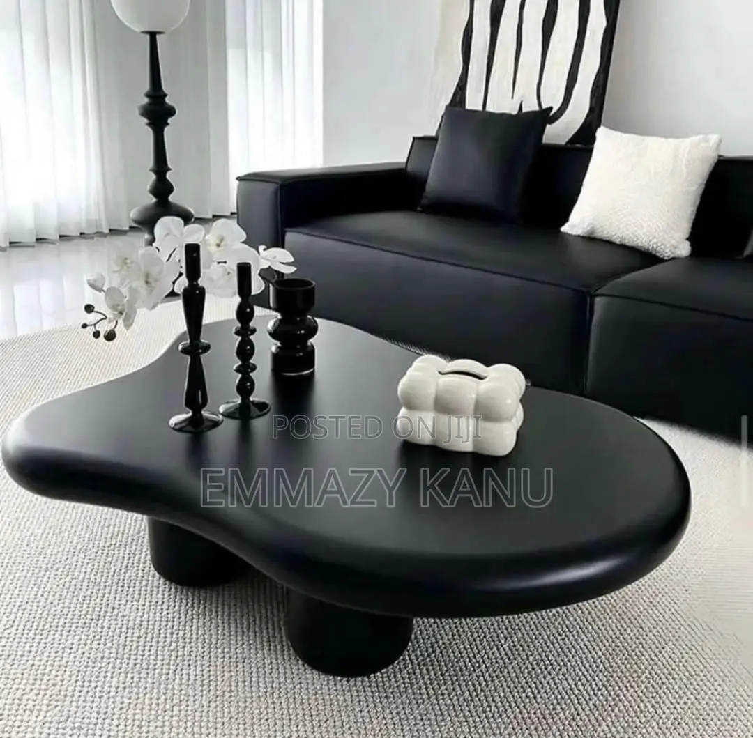 Luxury Modern Center Table – Elegant Durable