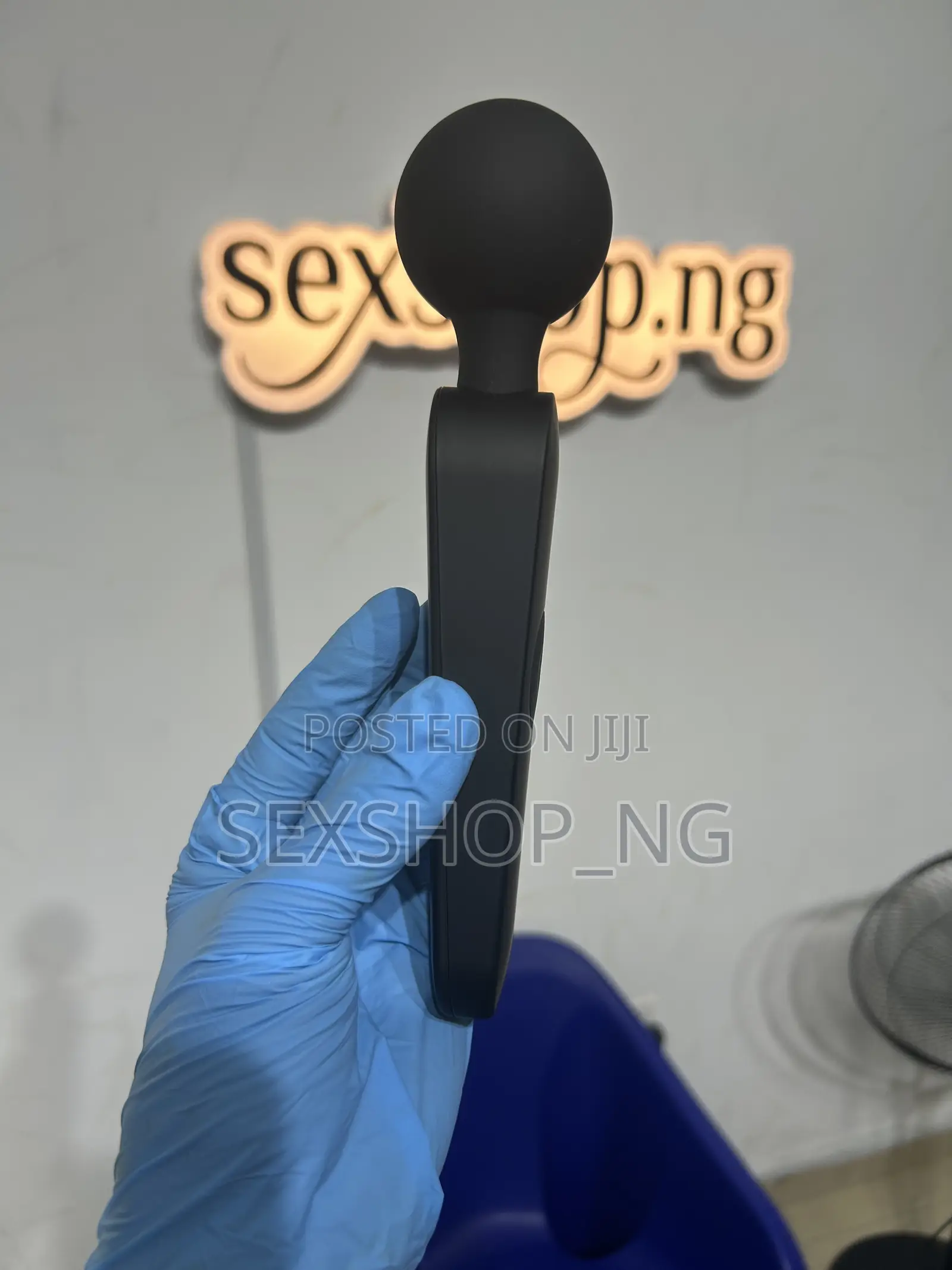 Ares Smart Wand Rechargeable MultiSpeed Wand Vibrator