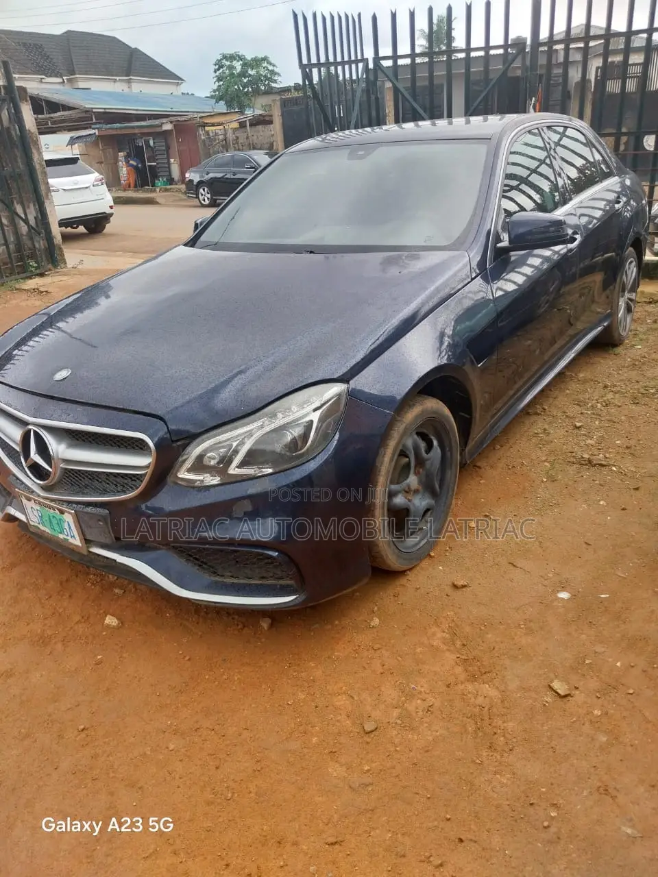 Mercedes-Benz E350 Base 4dr Sedan RWD (3.5L 6cyl 7A) 2010 Blue