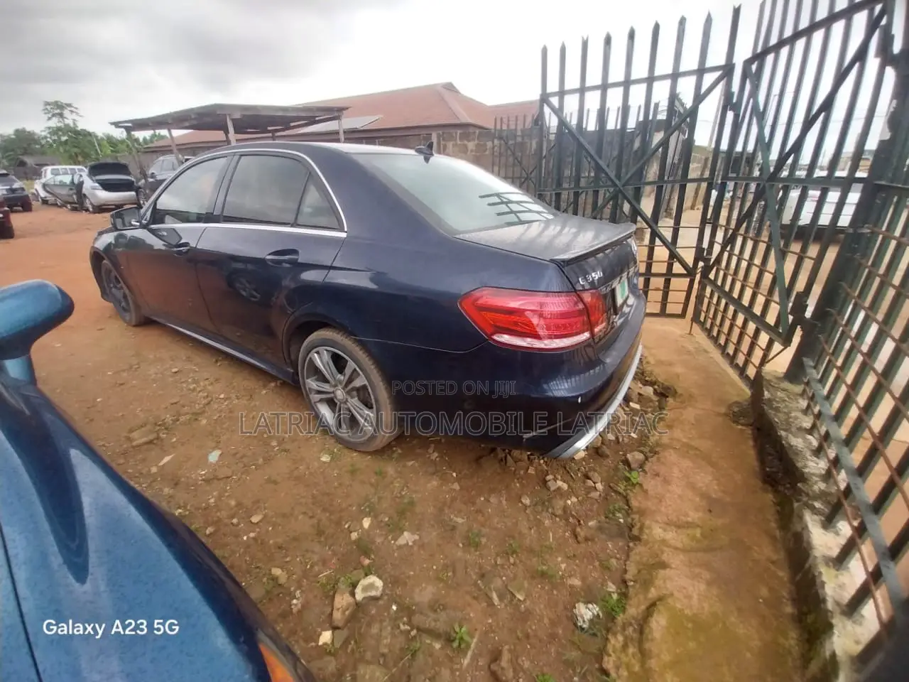 Mercedes-Benz E350 Base 4dr Sedan RWD (3.5L 6cyl 7A) 2010 Blue