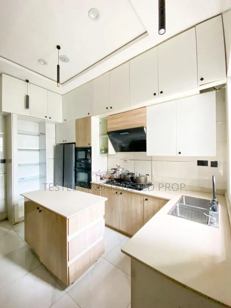 Furnished 4bdrm Duplex in Orchid Road, Chevron for rent