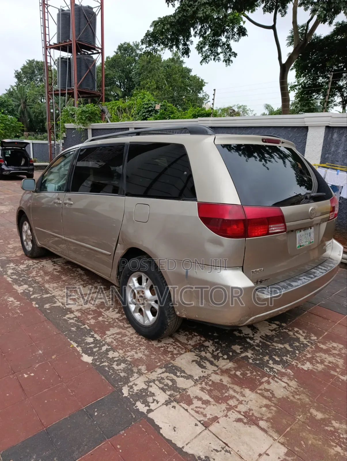 Toyota Sienna XLE Limited 2005 Gold