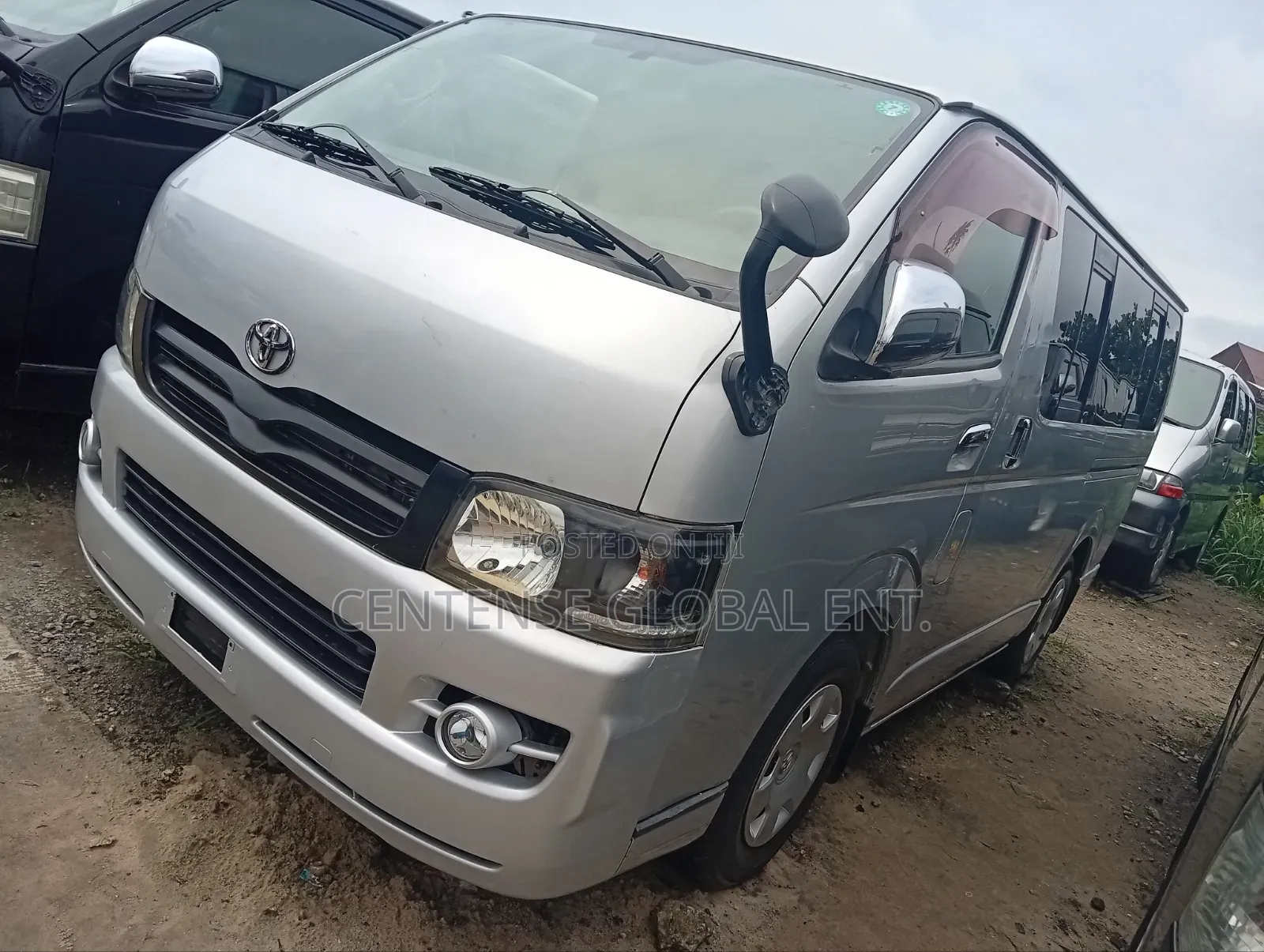 Toyota HiAce 2012 Grey