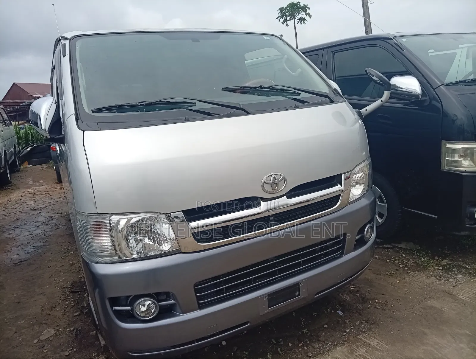 Toyota HiAce 2012 Grey