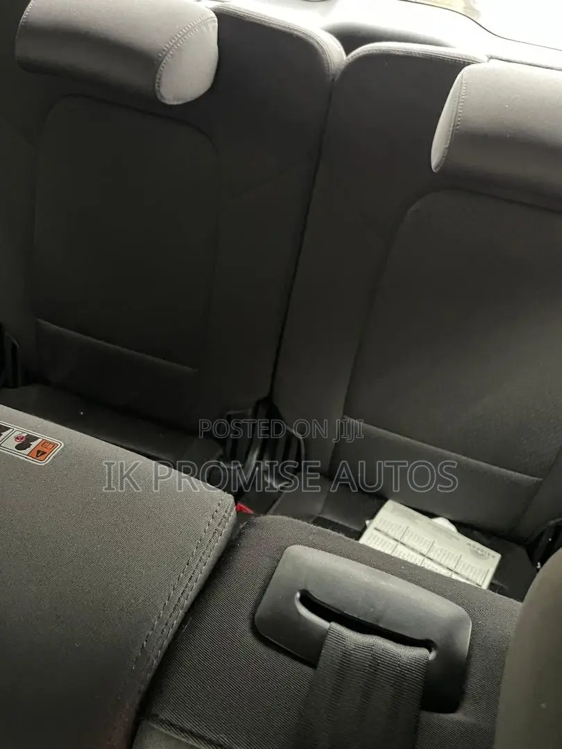 Hyundai Santa Fe 2014 Red