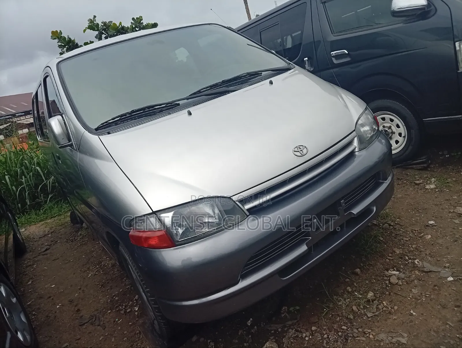 Toyota HiAce 2005 Grey