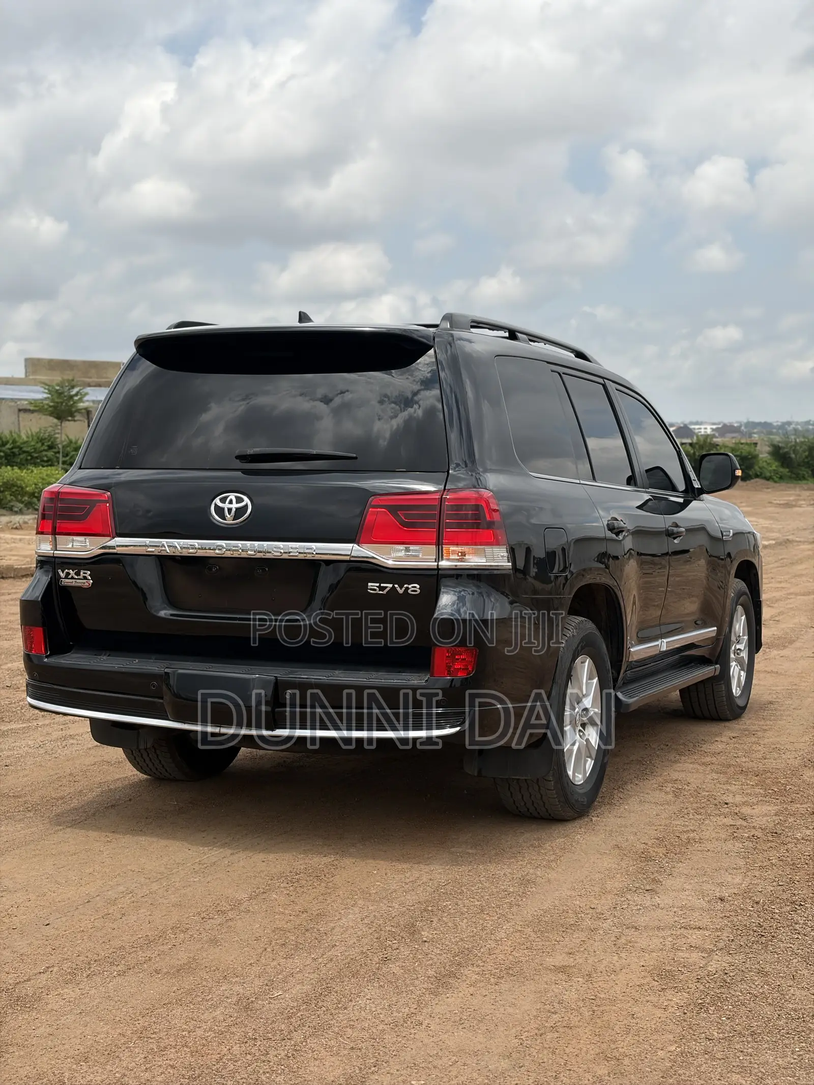 Toyota Land Cruiser 5.7 V8 VXR 2020 Black