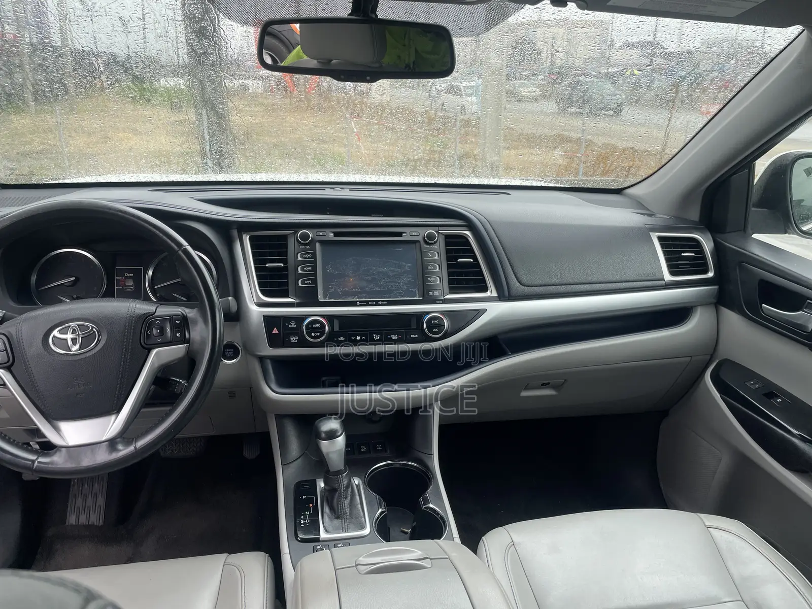 Toyota Highlander XLE V6 4x4 (3.5L 6cyl 6A) 2016 White