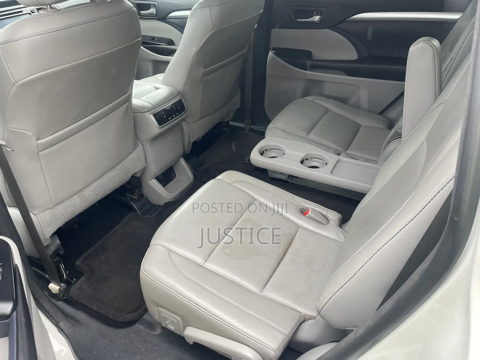 Toyota Highlander XLE V6 4x4 (3.5L 6cyl 6A) 2016 White