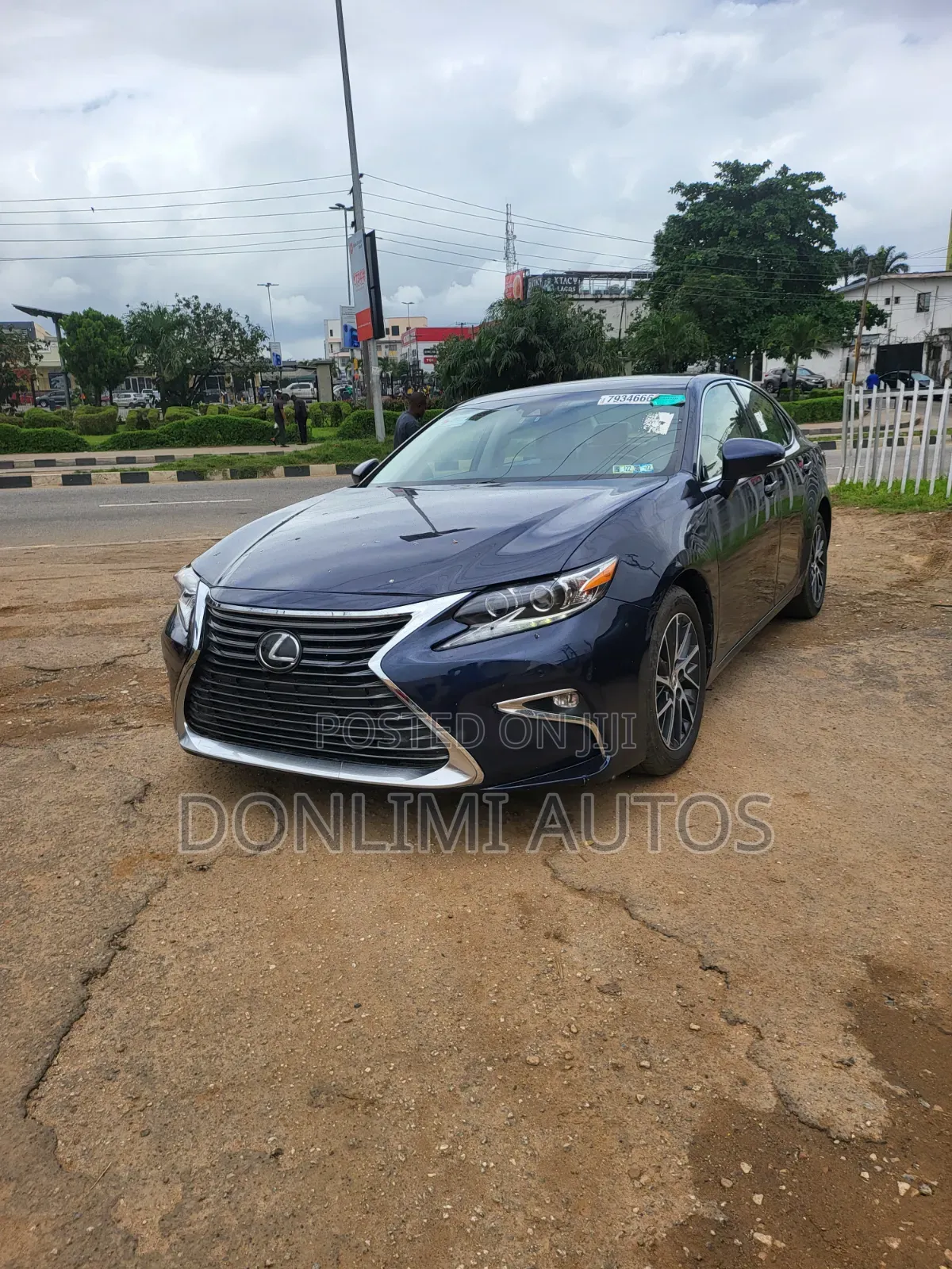Lexus ES 350 FWD 2016 Blue